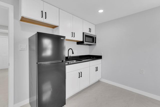 851 NW 4th Avenue, Pompano Beach, FL 33060