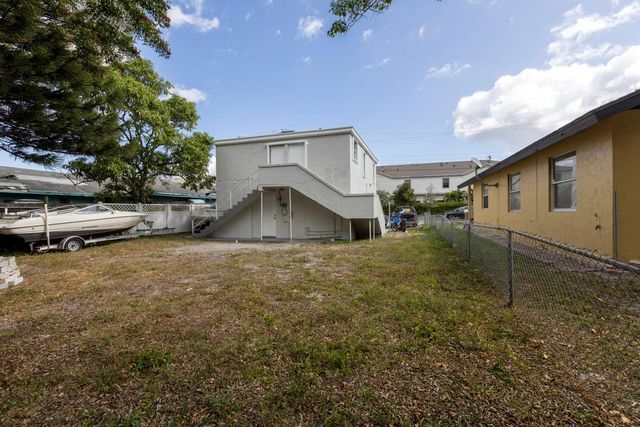 851 NW 4th Avenue, Pompano Beach, FL 33060