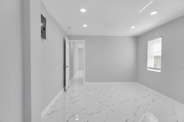 851 NW 4th Avenue, Pompano Beach, FL 33060