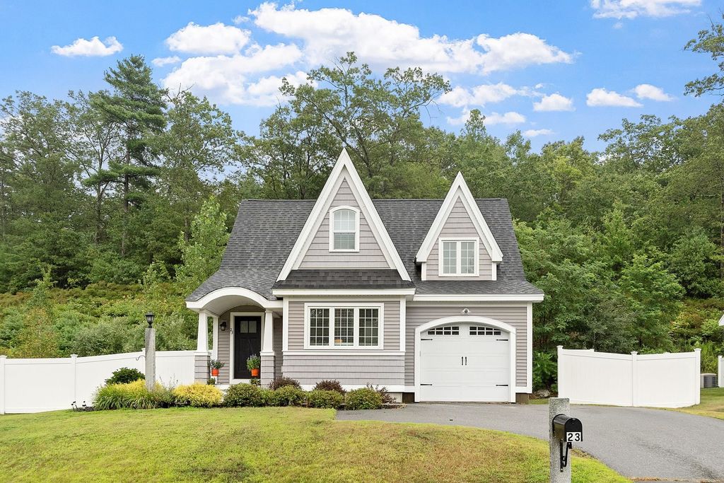 23 Calla Road, Londonderry, NH 03053