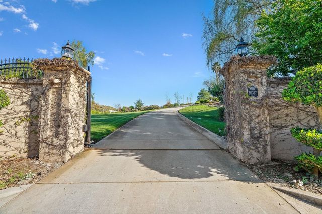 20397 Almaden Road, San Jose, CA 95120