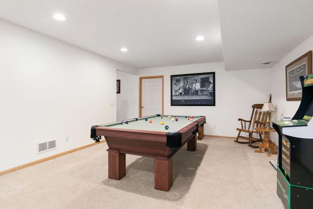 17871 Glasgow Way, Lakeville, MN 55044