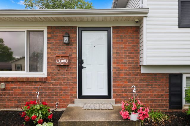 3308 Crown Crest Road, Lexington, KY 40517