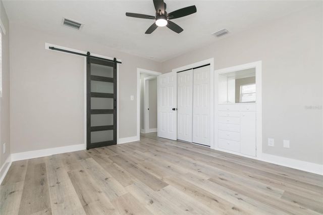 2600 52ND AVENUE N B, St Petersburg, FL 33714