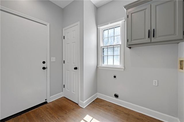 5444 W 129th Terrace, Leawood, KS 66209