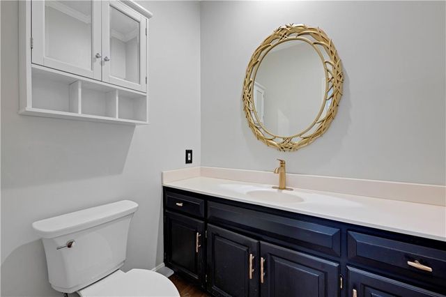 5444 W 129th Terrace, Leawood, KS 66209