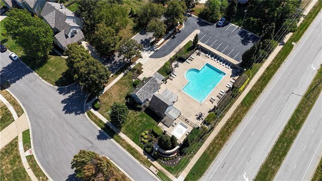5444 W 129th Terrace, Leawood, KS 66209