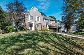 5444 W 129th Terrace, Leawood, KS 66209