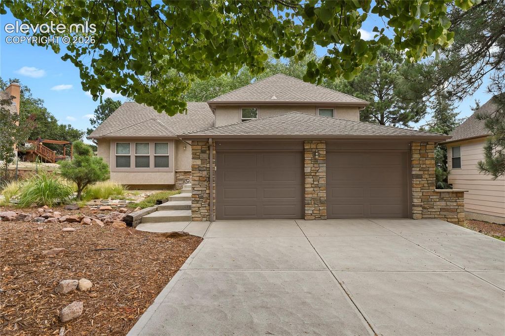 6525 White Falcon Court, Colorado Springs, CO 80919 — photo 2