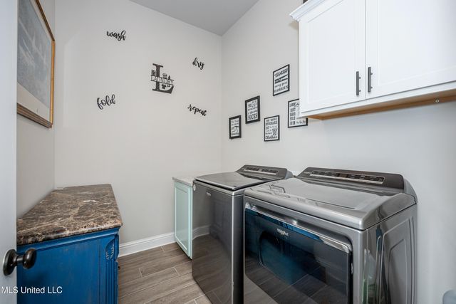 6948 Osprey Drive, Ocean Springs, MS 39564