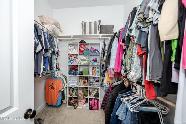 6948 Osprey Drive, Ocean Springs, MS 39564