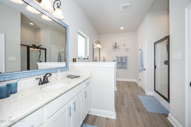 6948 Osprey Drive, Ocean Springs, MS 39564