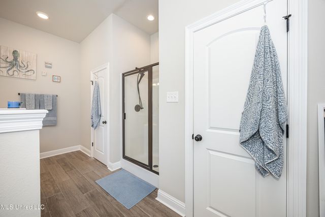 6948 Osprey Drive, Ocean Springs, MS 39564