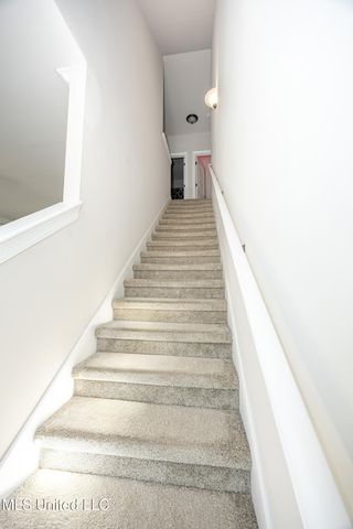 6948 Osprey Drive, Ocean Springs, MS 39564