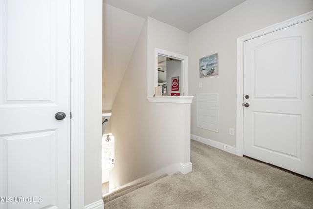 6948 Osprey Drive, Ocean Springs, MS 39564