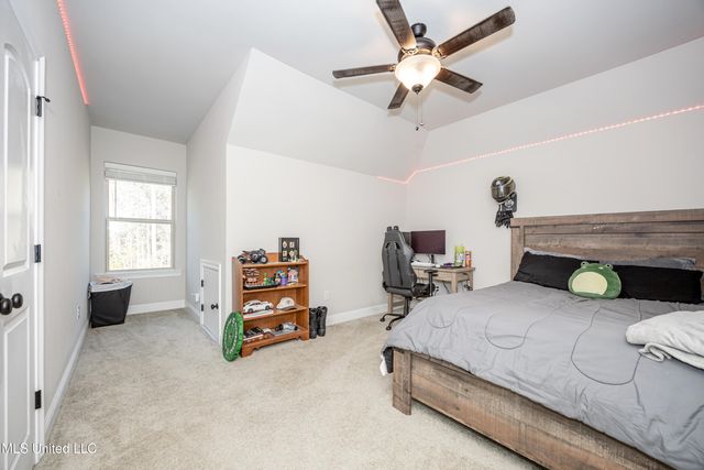 6948 Osprey Drive, Ocean Springs, MS 39564