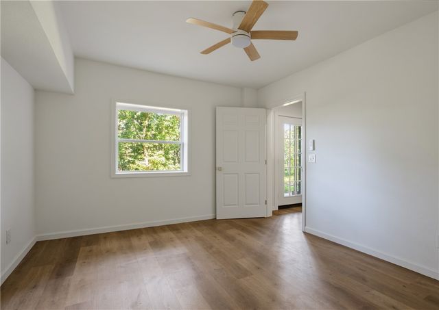 16 Stretford Drive, Bella Vista, AR 72714