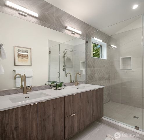 215 NE 123rd Street, Seattle, WA 98125