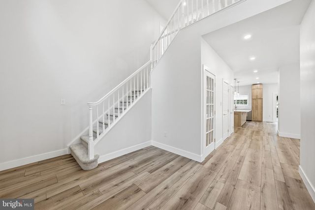20384 MIDDLEBURY ST, Ashburn, VA 20147