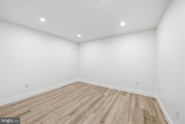 20384 MIDDLEBURY ST, Ashburn, VA 20147