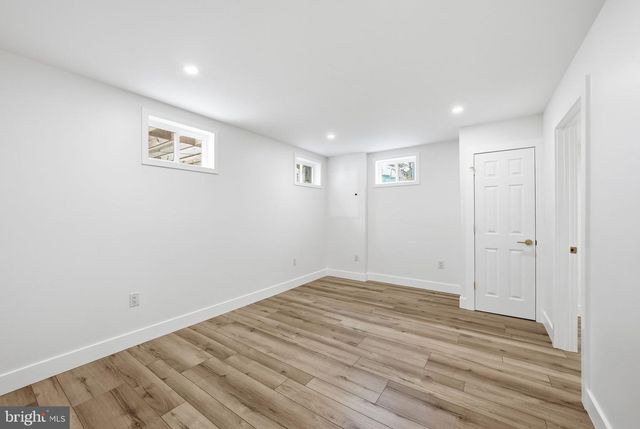 20384 MIDDLEBURY ST, Ashburn, VA 20147