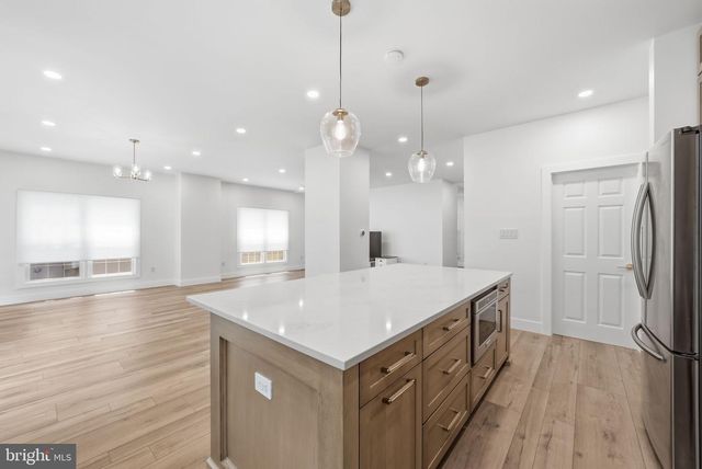 20384 MIDDLEBURY ST, Ashburn, VA 20147