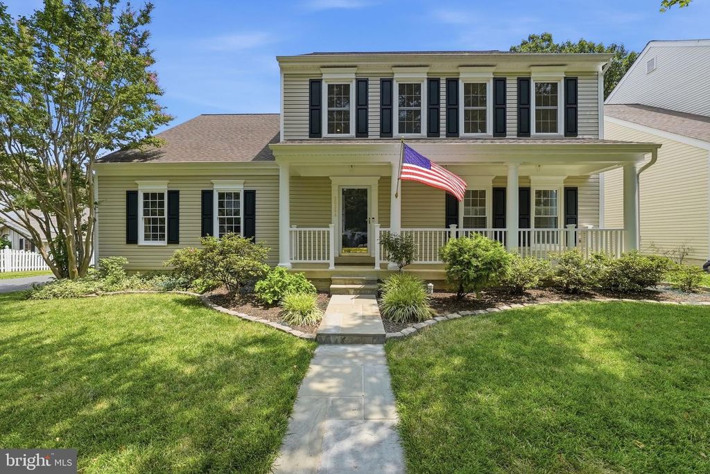 20384 MIDDLEBURY ST, Ashburn, VA 20147