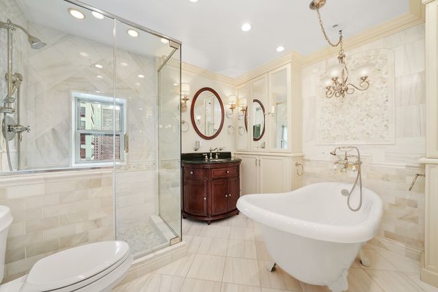 1120 N LAKE SHORE Drive 18CD, Chicago, IL 60611