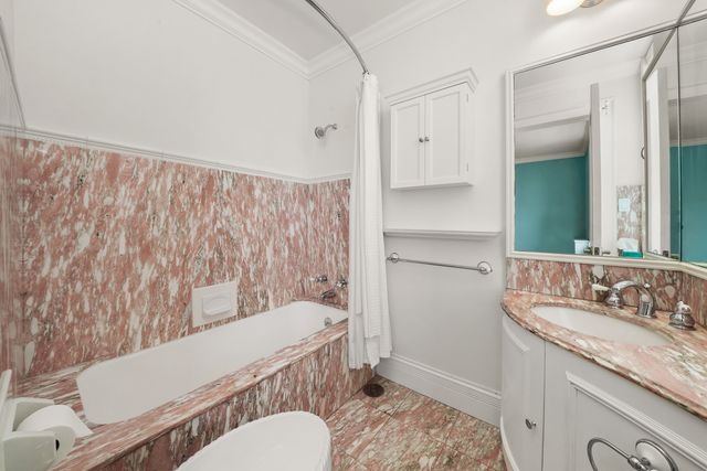 1120 N LAKE SHORE Drive 18CD, Chicago, IL 60611