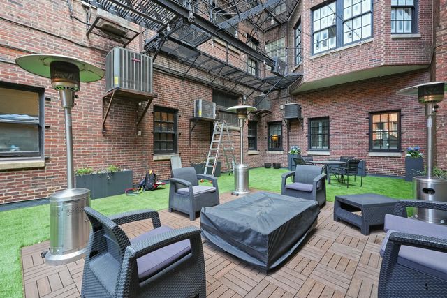 1120 N LAKE SHORE Drive 18CD, Chicago, IL 60611