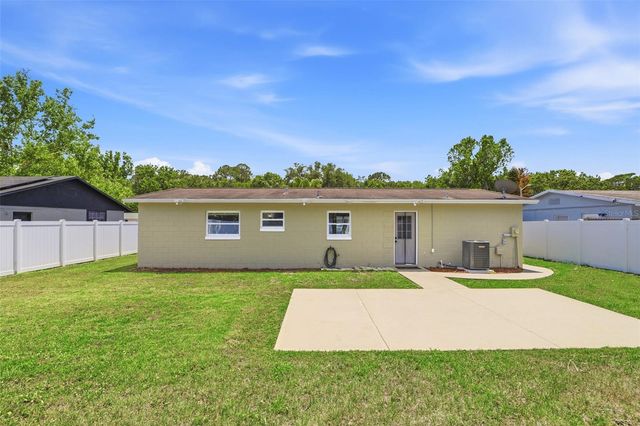 5465 LESCOT LANE, Orlando, FL 32811