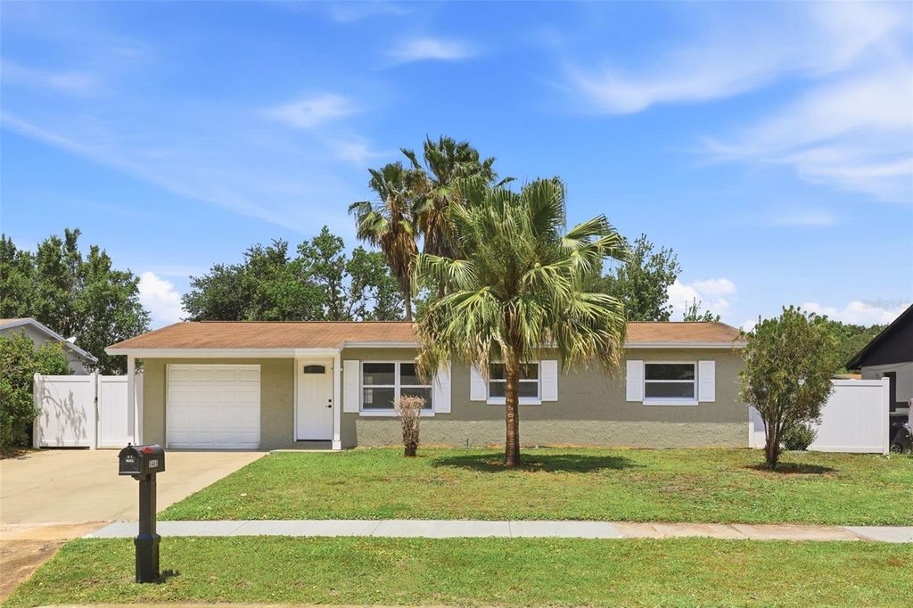 5465 LESCOT LANE, Orlando, FL 32811