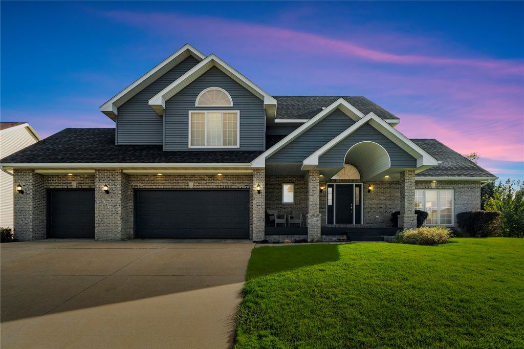 2620 Silver Oak Trl, Marion, IA 52302