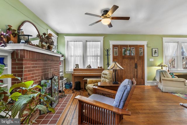 912 LAKEVIEW AVE, Laurel Springs, NJ 08021