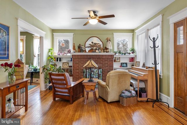 912 LAKEVIEW AVE, Laurel Springs, NJ 08021