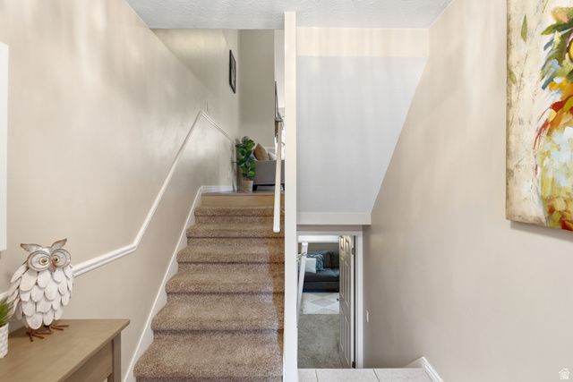3133 S APPLEWOOD DR, Bountiful, UT 84010