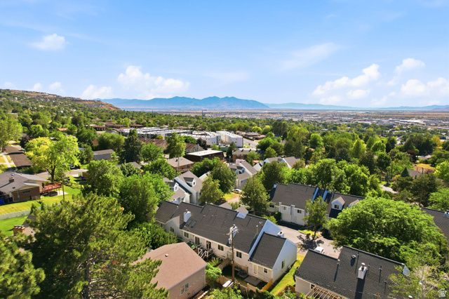 3133 S APPLEWOOD DR, Bountiful, UT 84010