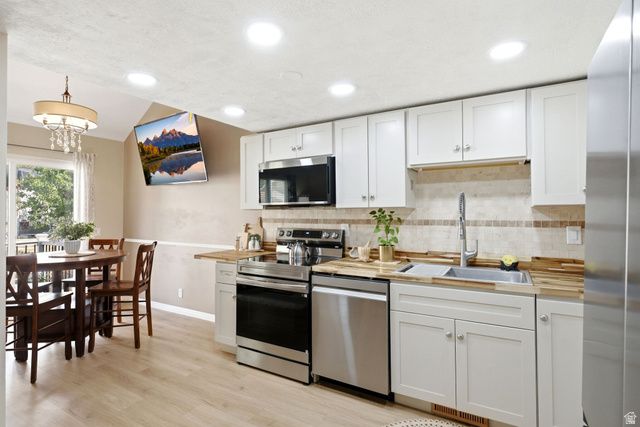 3133 S APPLEWOOD DR, Bountiful, UT 84010