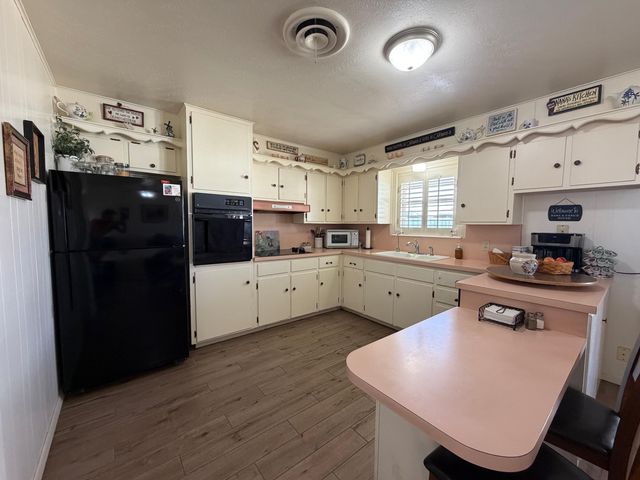 209 E 4th Street, Denver City, TX 79323