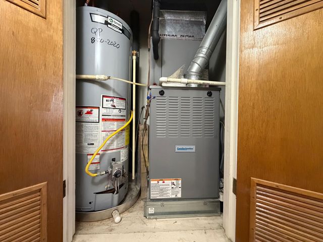 209 E 4th Street, Denver City, TX 79323