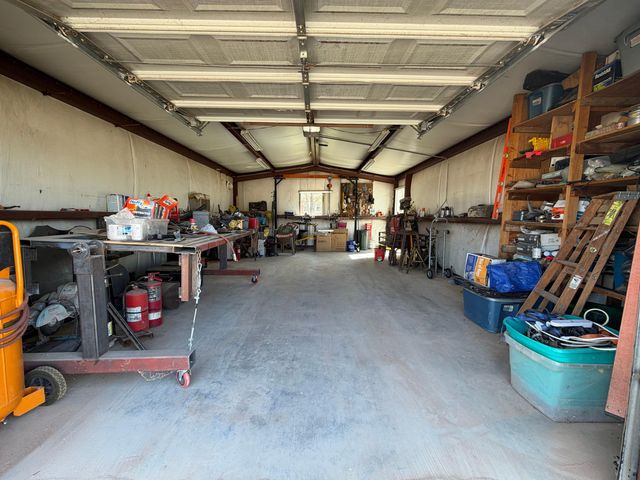 209 E 4th Street, Denver City, TX 79323