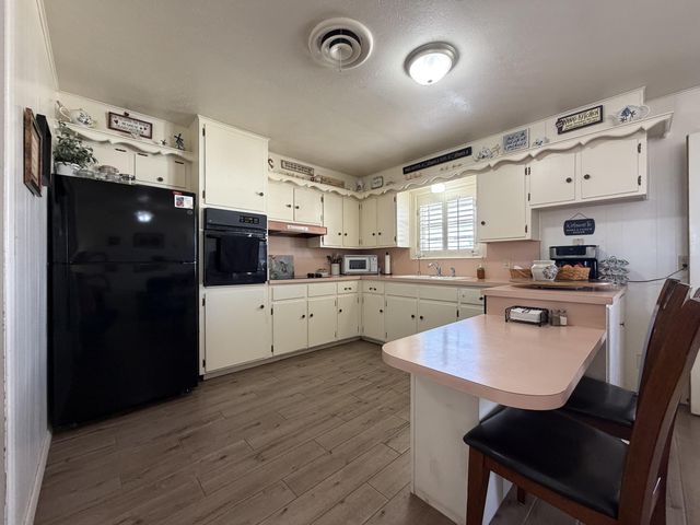 209 E 4th Street, Denver City, TX 79323