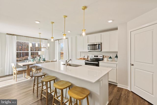 257 LONG BRANCH AVE, La Plata, MD 20646