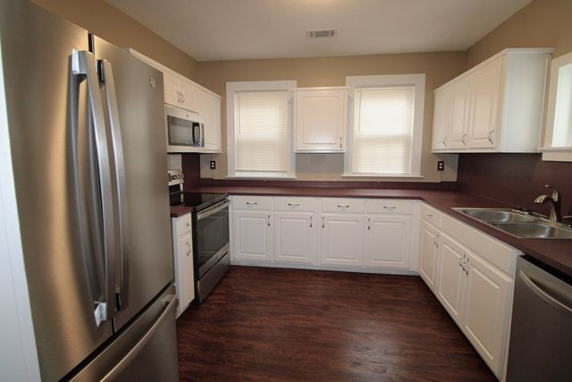 1902 16th Place, Phenix City, AL 36867