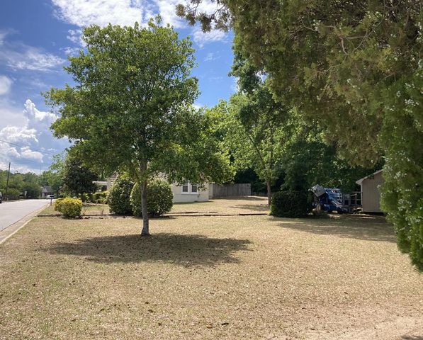 1902 16th Place, Phenix City, AL 36867