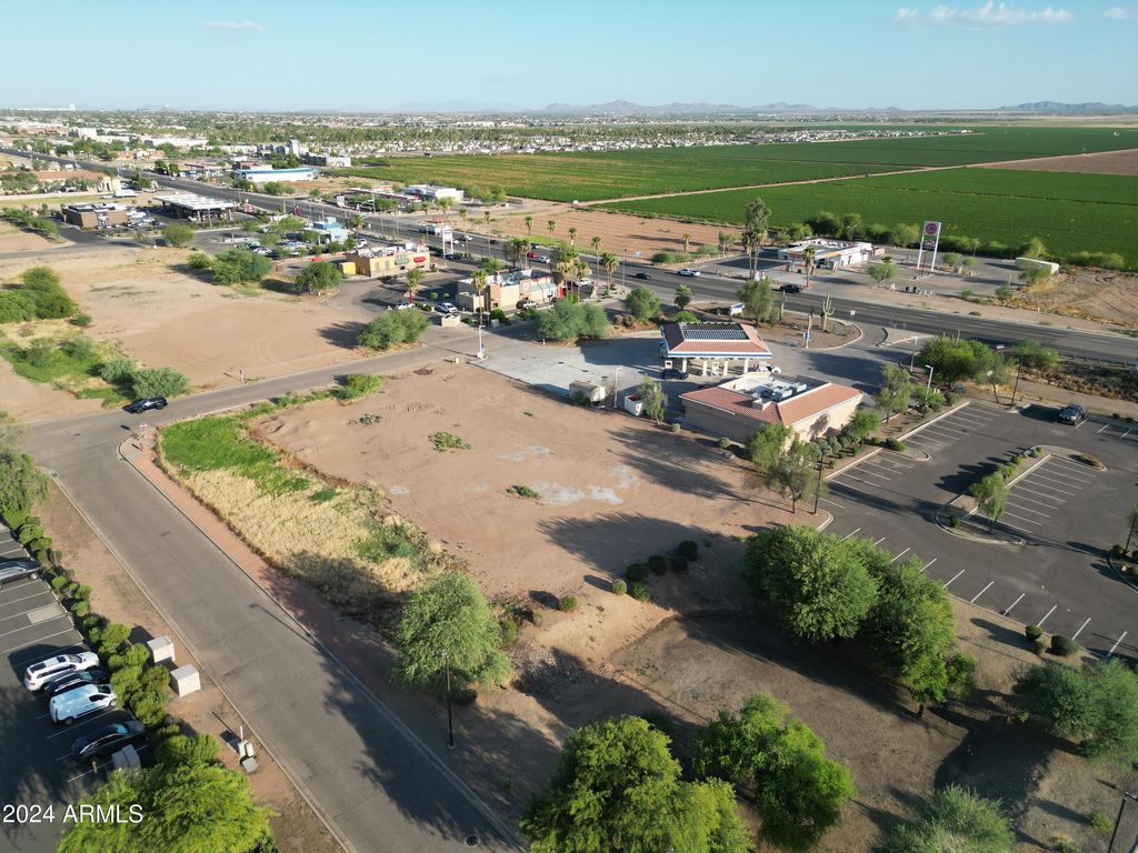 582 N CAMINO DEL NORTE -- 8, Casa Grande, AZ 85122 — photo 5