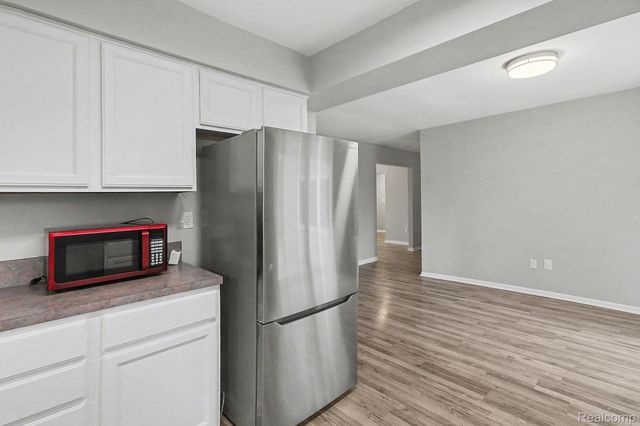 2280 Geyer Court, Orion Charter Township, MI 48360