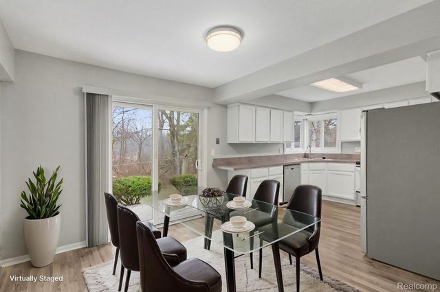 2280 Geyer Court, Orion Charter Township, MI 48360