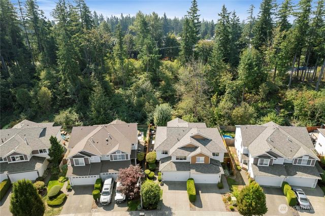 22917 SE 241st Place, Maple Valley, WA 98038