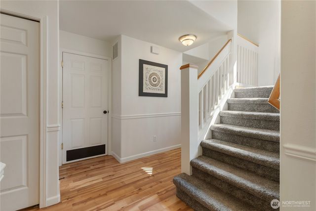 22917 SE 241st Place, Maple Valley, WA 98038